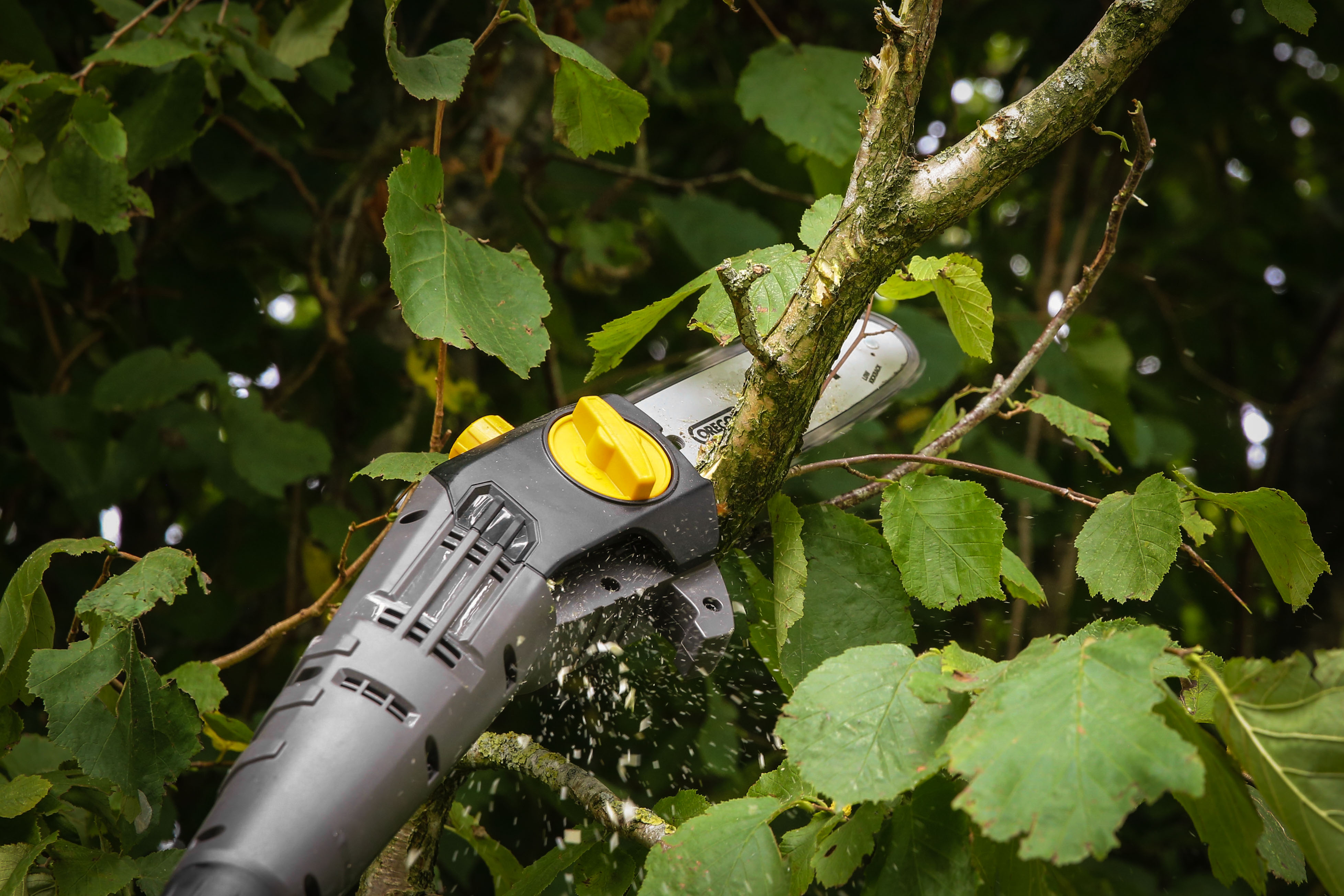 Texas Akku Teleskopkettensäge PCX2000 (20V) mit Akku+Ladegerät