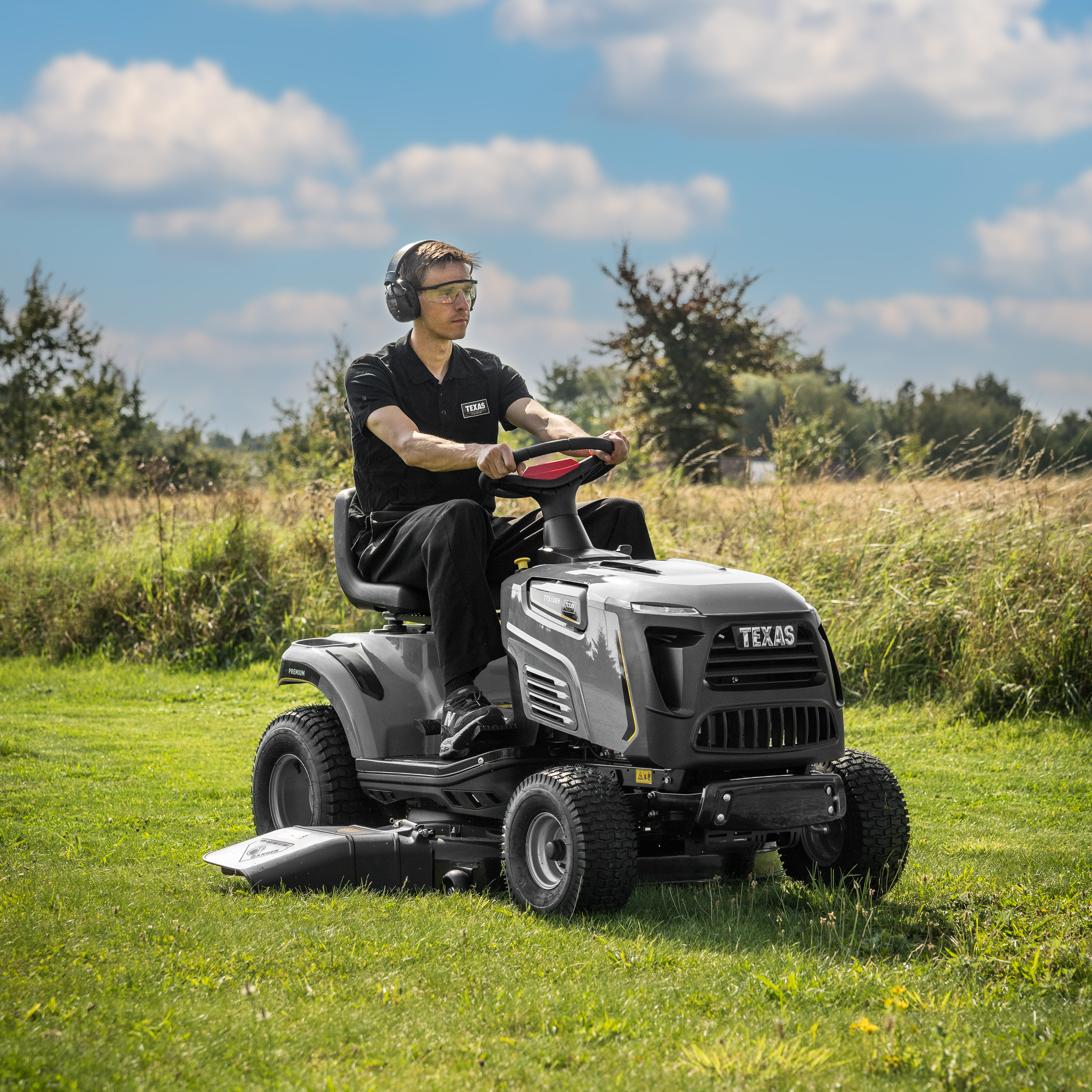 Texas Rasentraktor / Aufsitzmäher - TTS108H